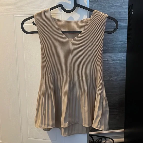 Camisole, small, aritzia - Picture 1 of 1